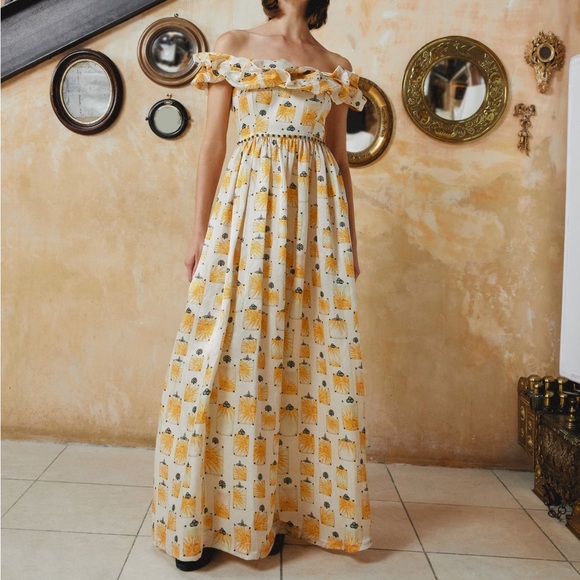 green emerald velvet dress Alheli Petalo Embroidered Maxi Dress